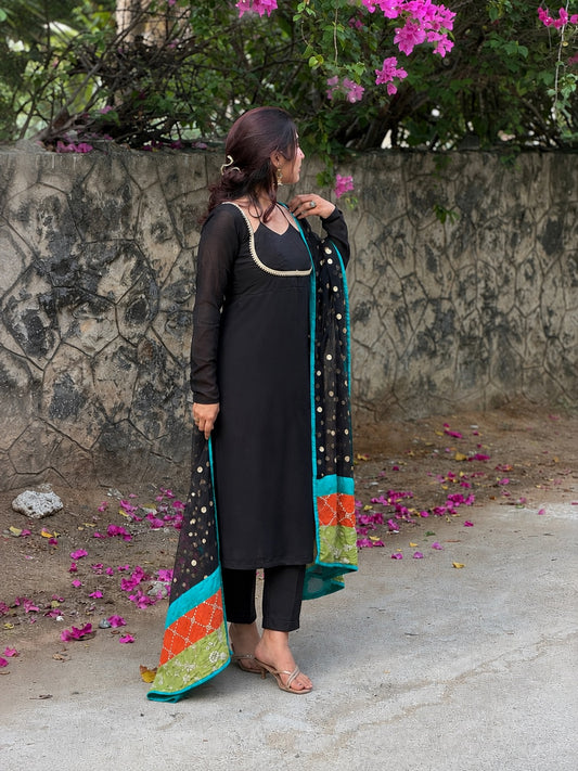 Taara Royal Black Kurta and Dupatta