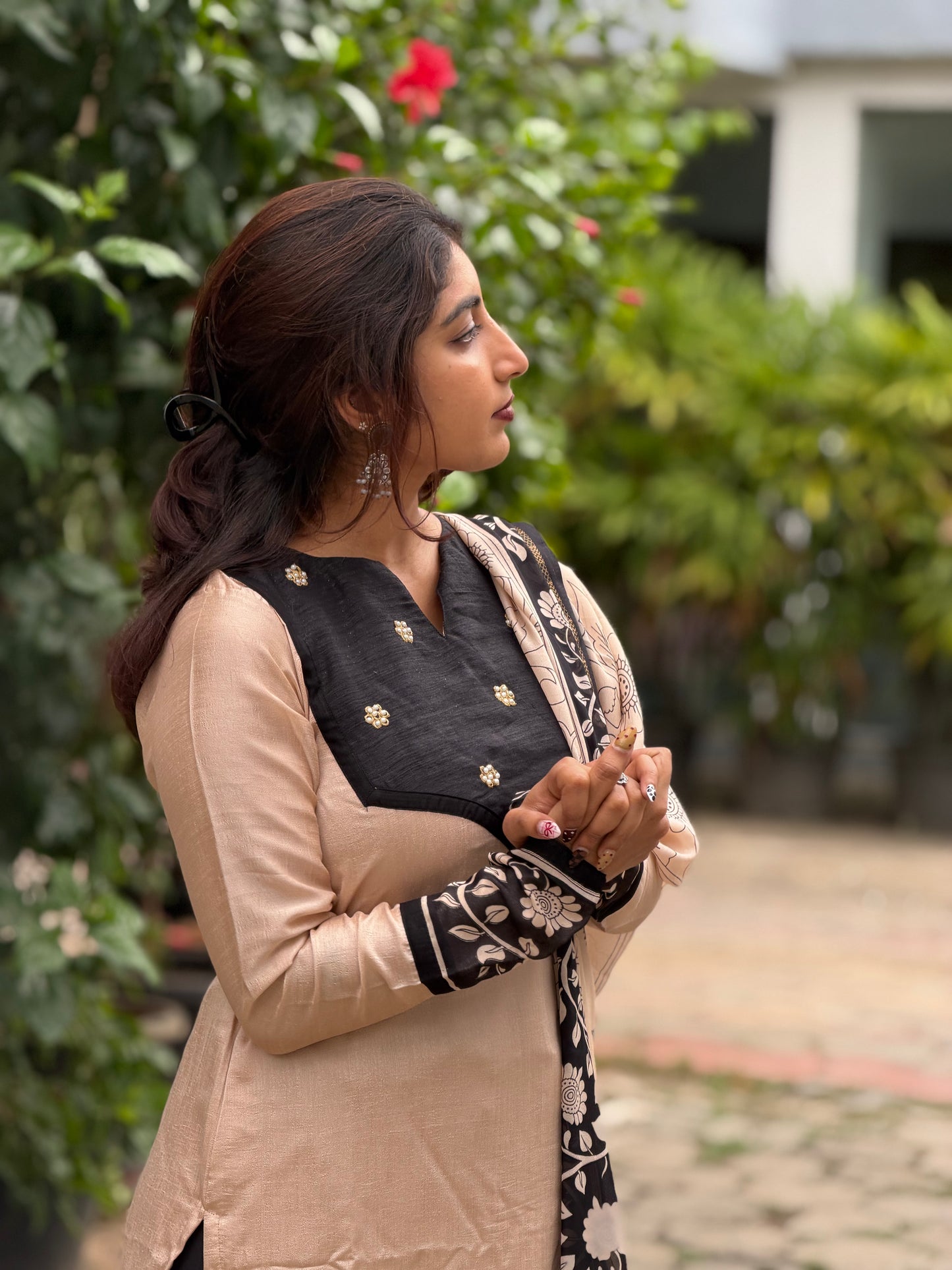 Madhura Oviyam