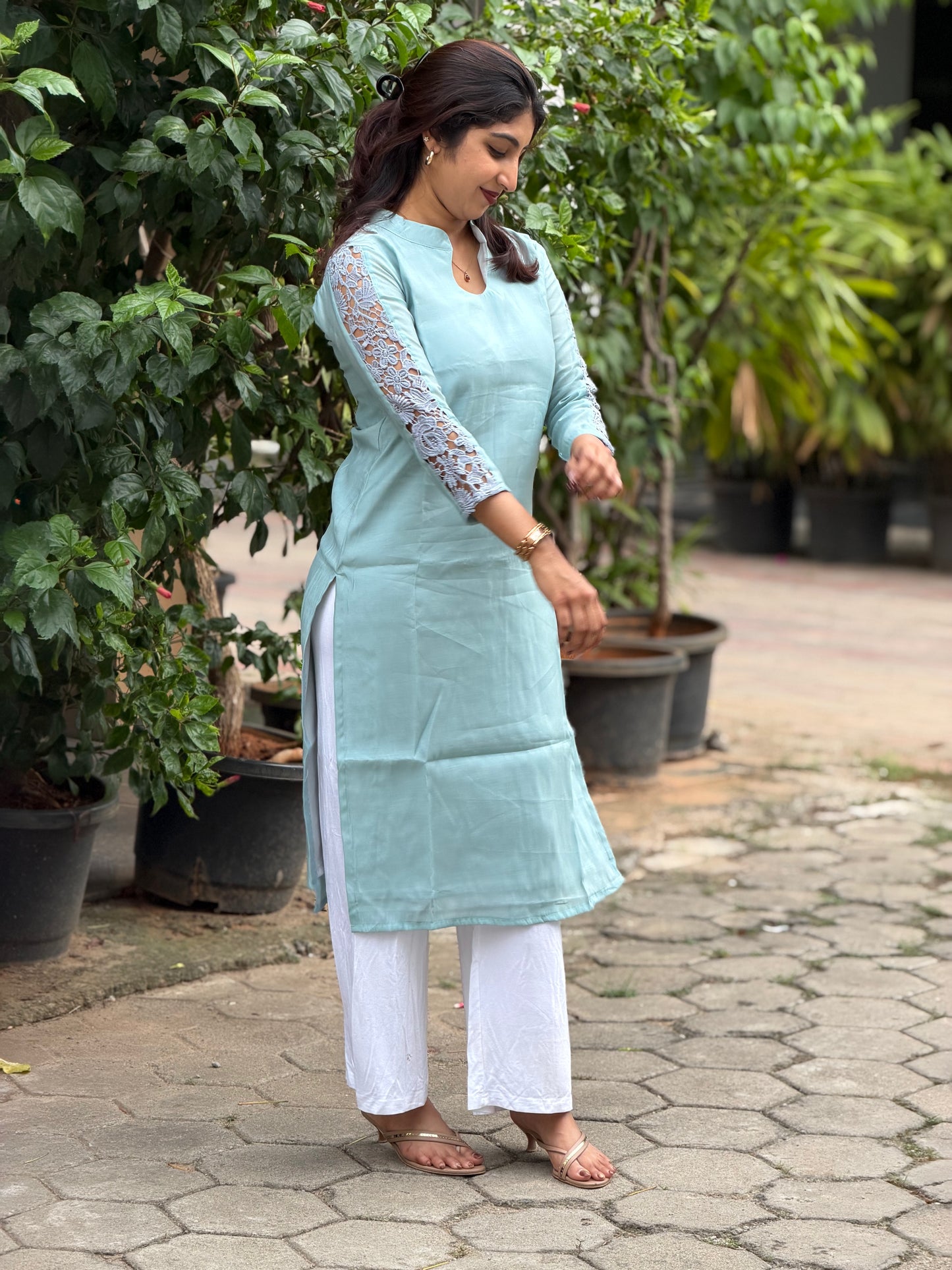 Elara Ice Blue