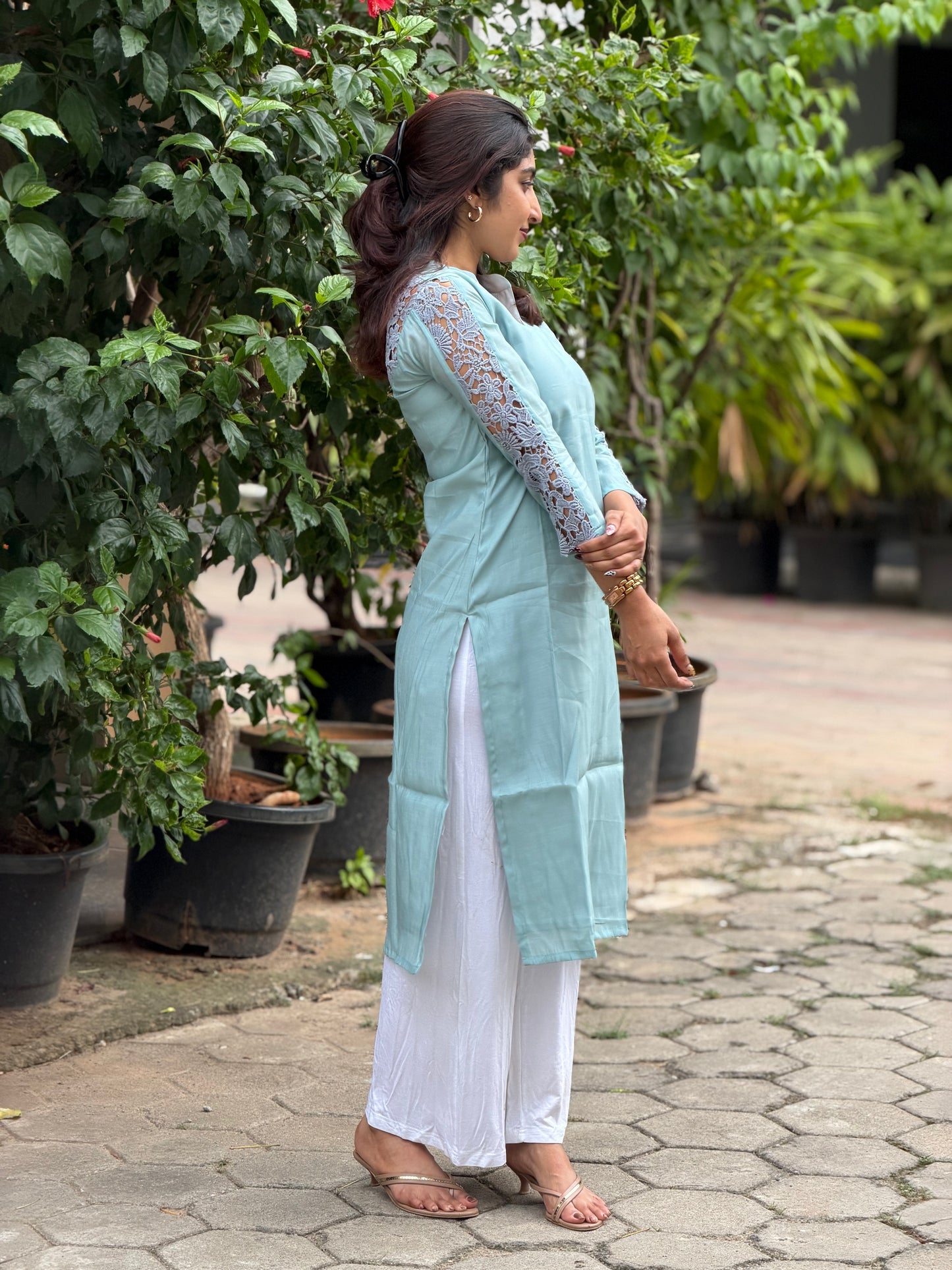 Elara Ice Blue