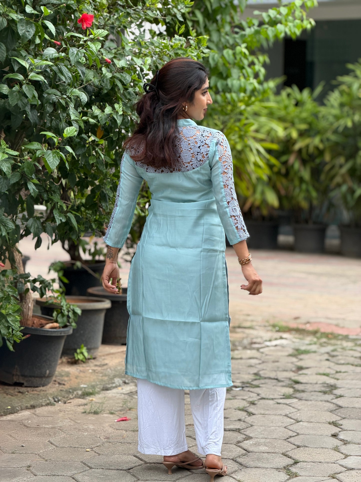 Elara Ice Blue