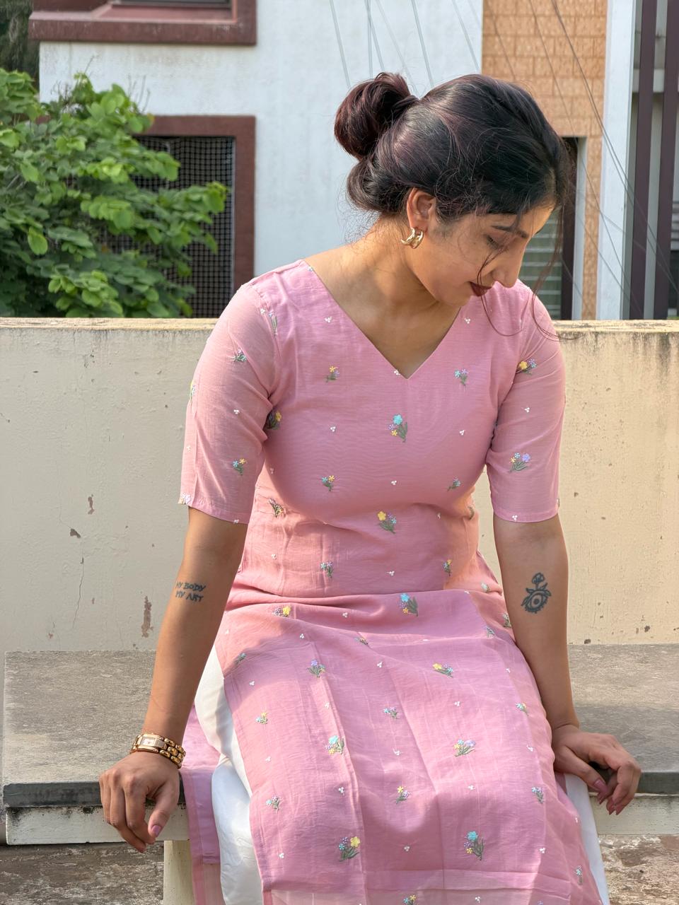 Rosalie Meadow Embroidered Kurta