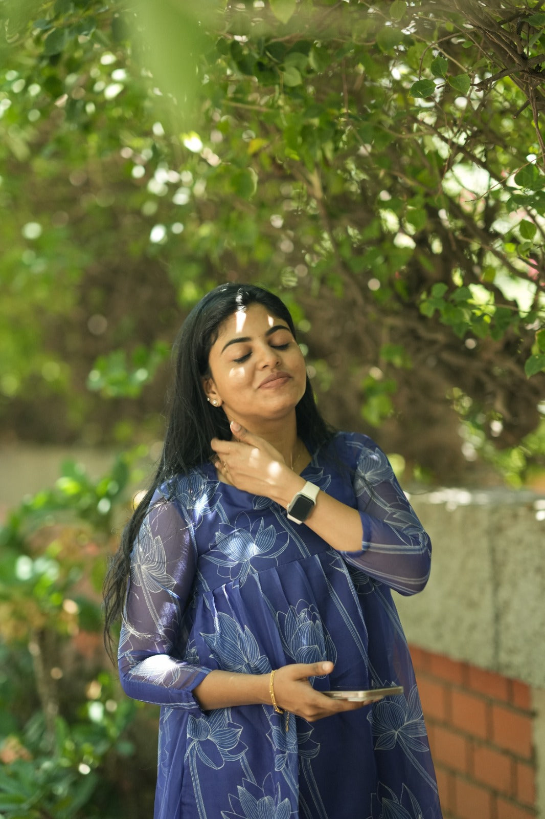 Aadhira Lotus Whisper Kurta