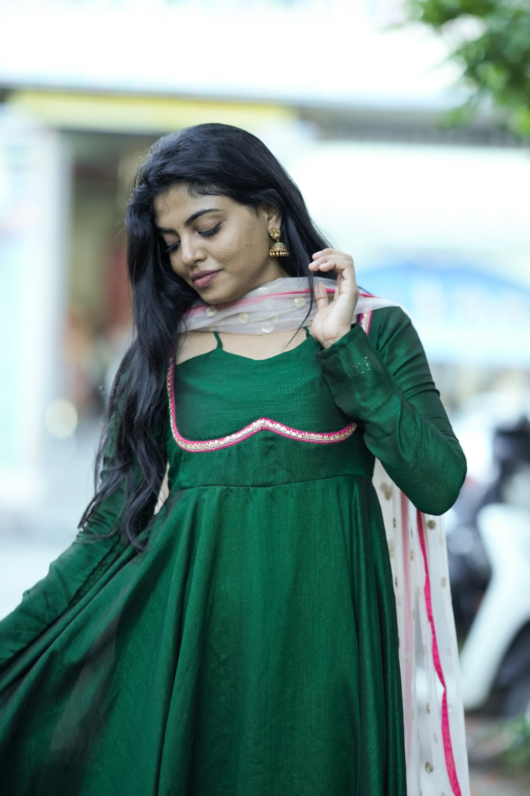 Saara Emerald Anarkali