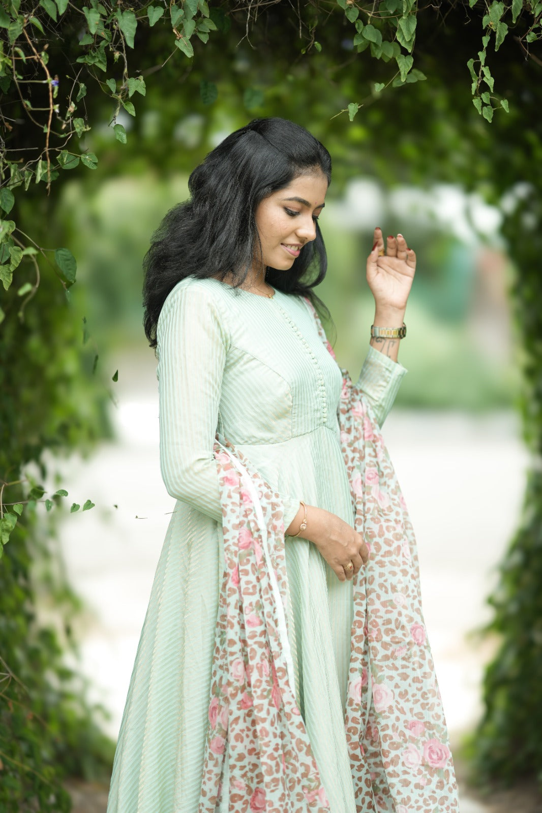 Maira Mint Anarkali