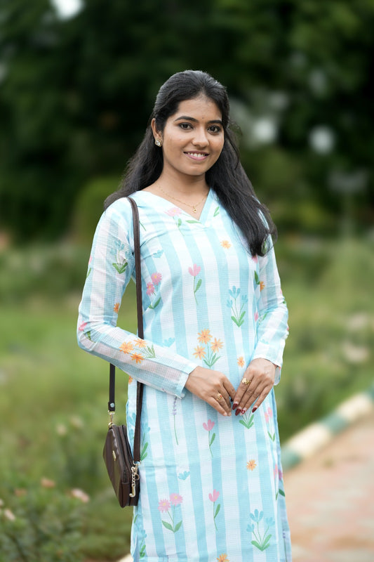 Saanvika Sky Kota Kurta