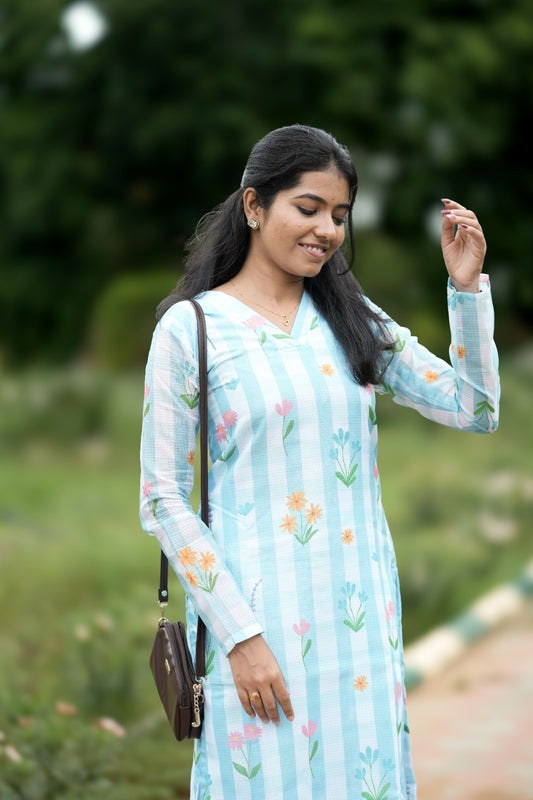 Saanvika Sky Kota Kurta