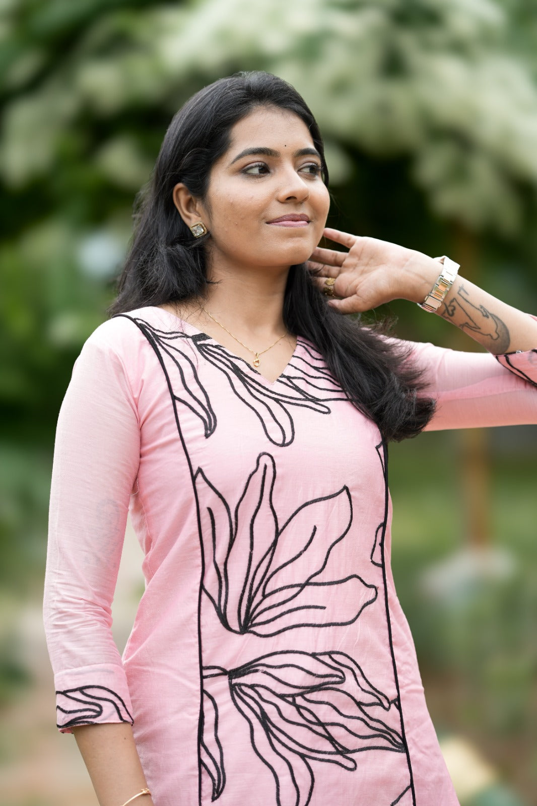 Raanya Blush Bloom Kurta