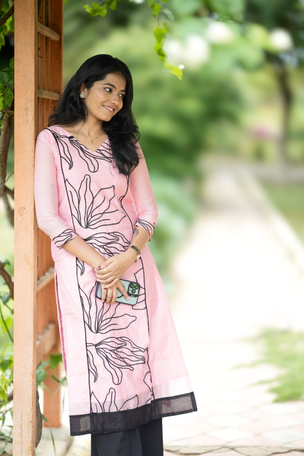 Raanya Blush Bloom Kurta