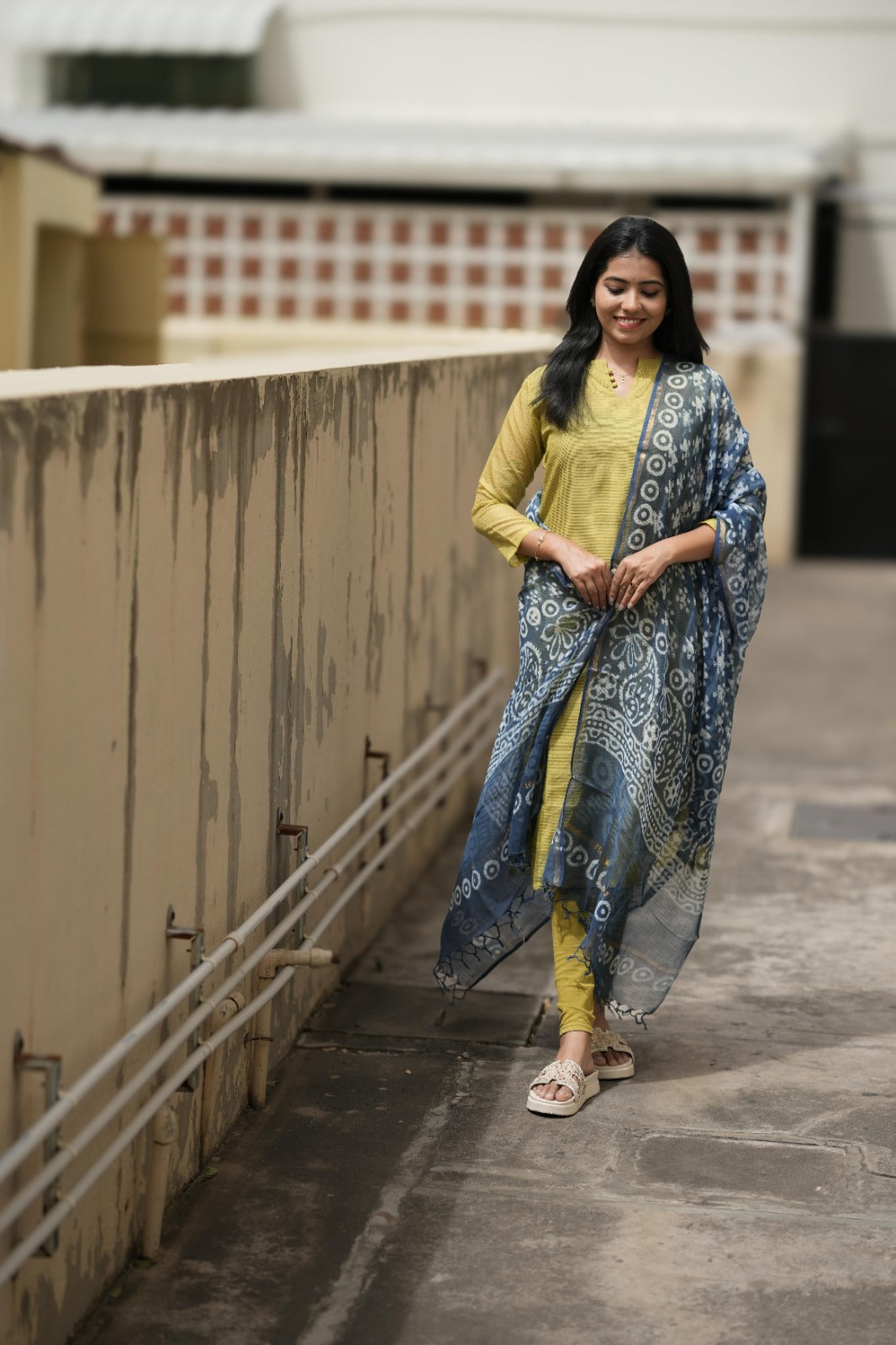 Ishani Moss Kurta & Duppatta