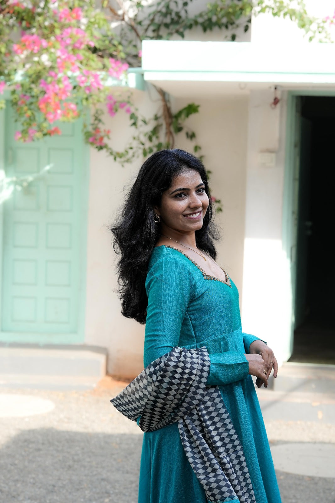 Neela Saaral
