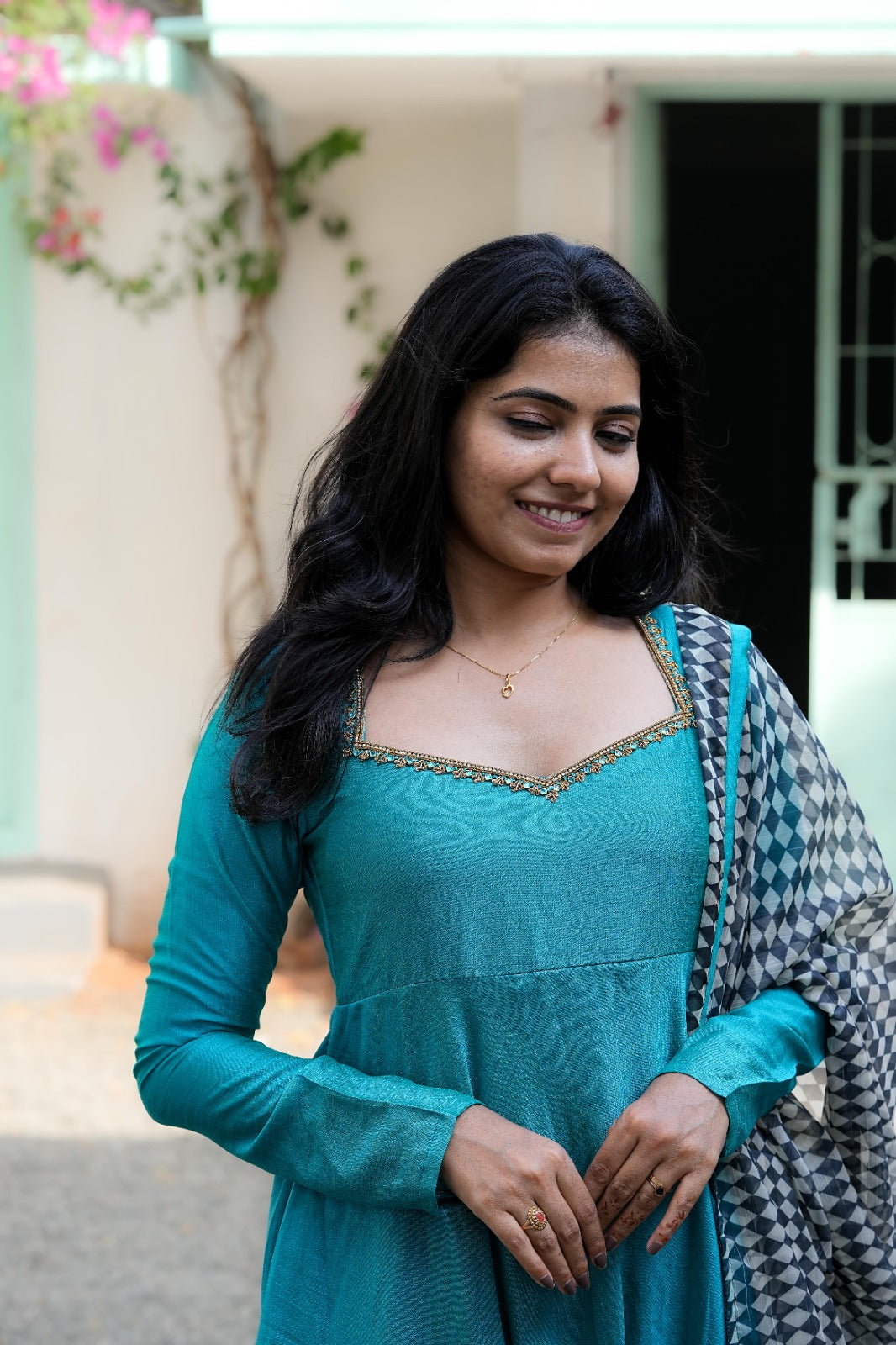 Neela Saaral