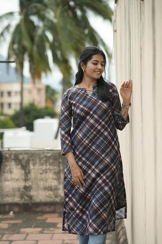 Nyla Midnight Check Kurta