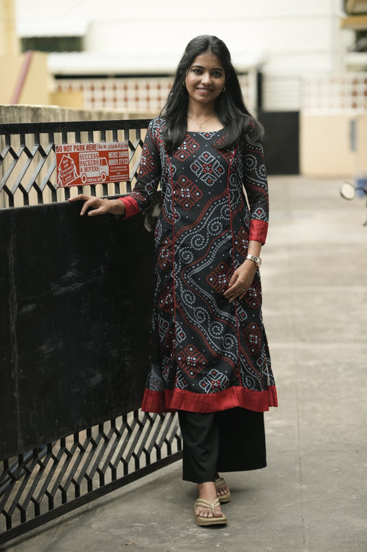 Kiara Bandhani Grace Kurta Set