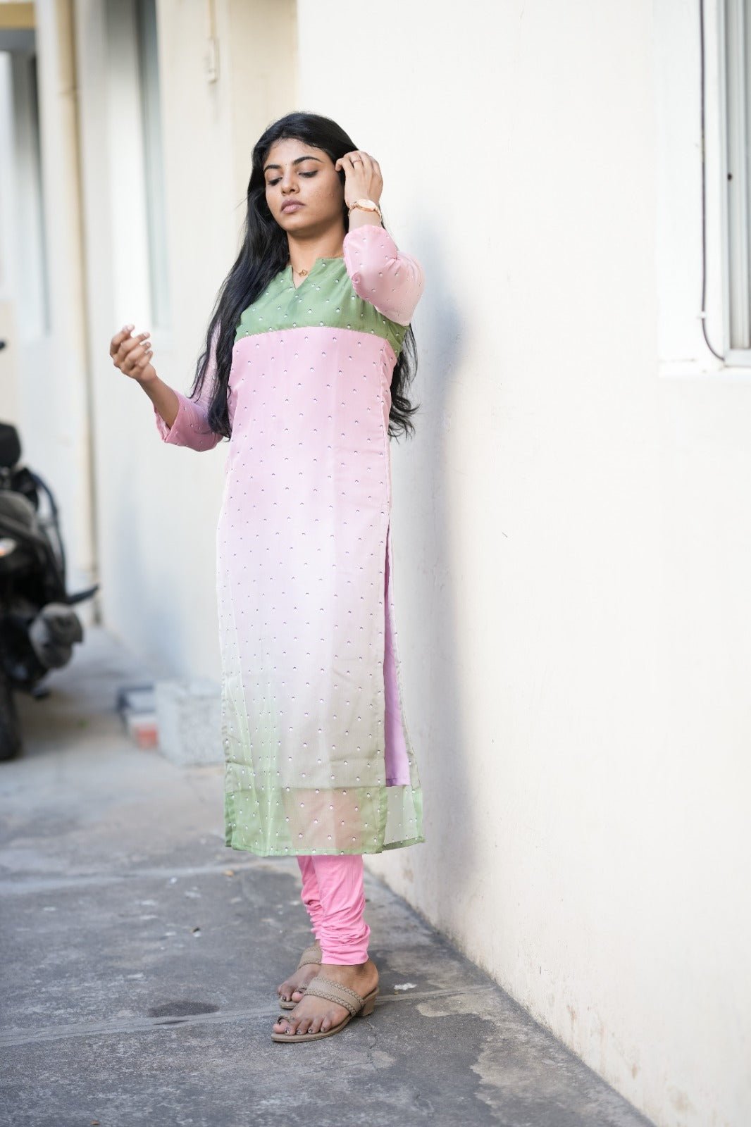 Aaira Blush Meadow Kurta - THISA