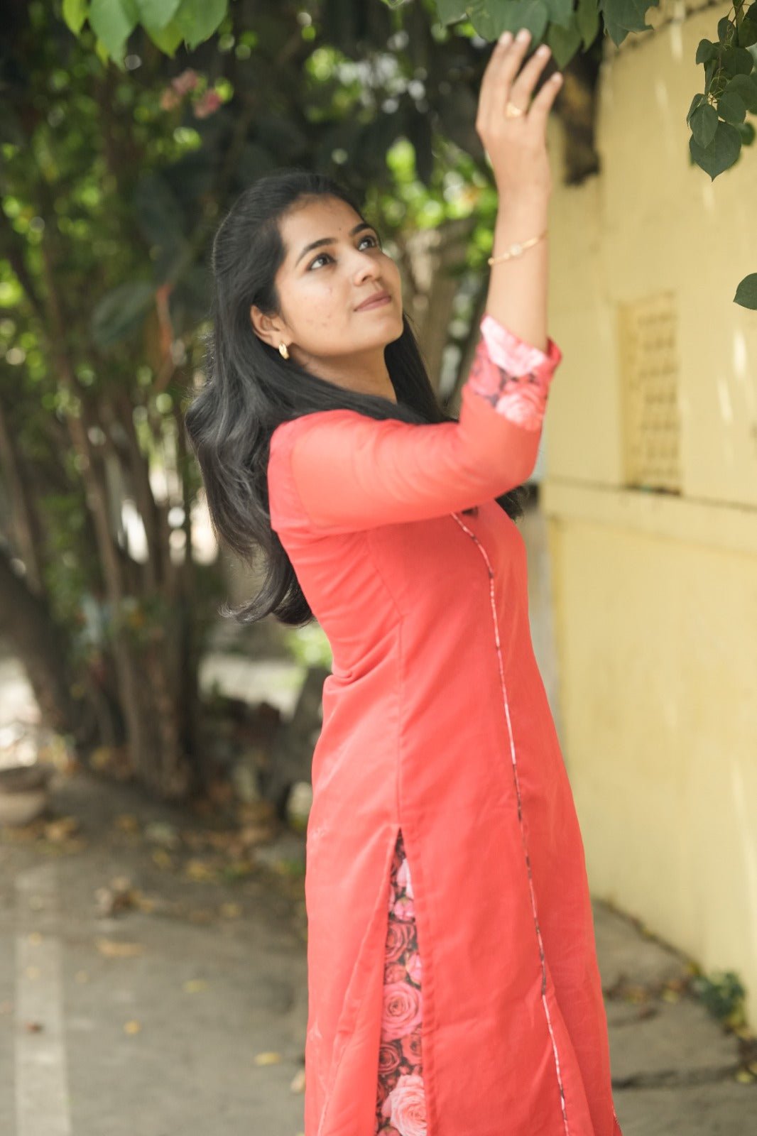 Coral Rose Organza Kurta Set - THISA