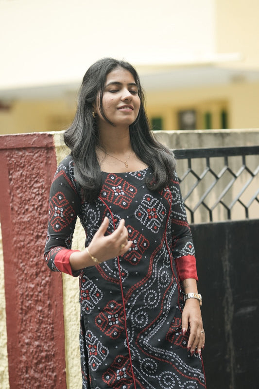 Kiara Bandhani Grace Kurta Set - THISA