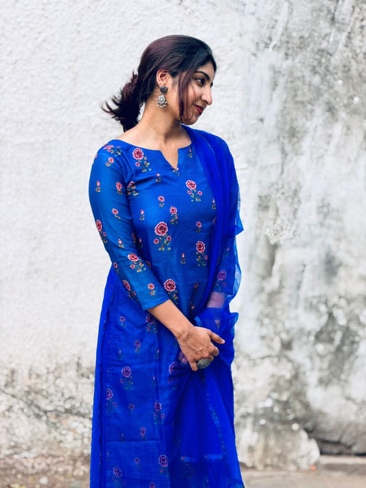 Samaira Royal Bloom Kurta and Duppatta - THISA