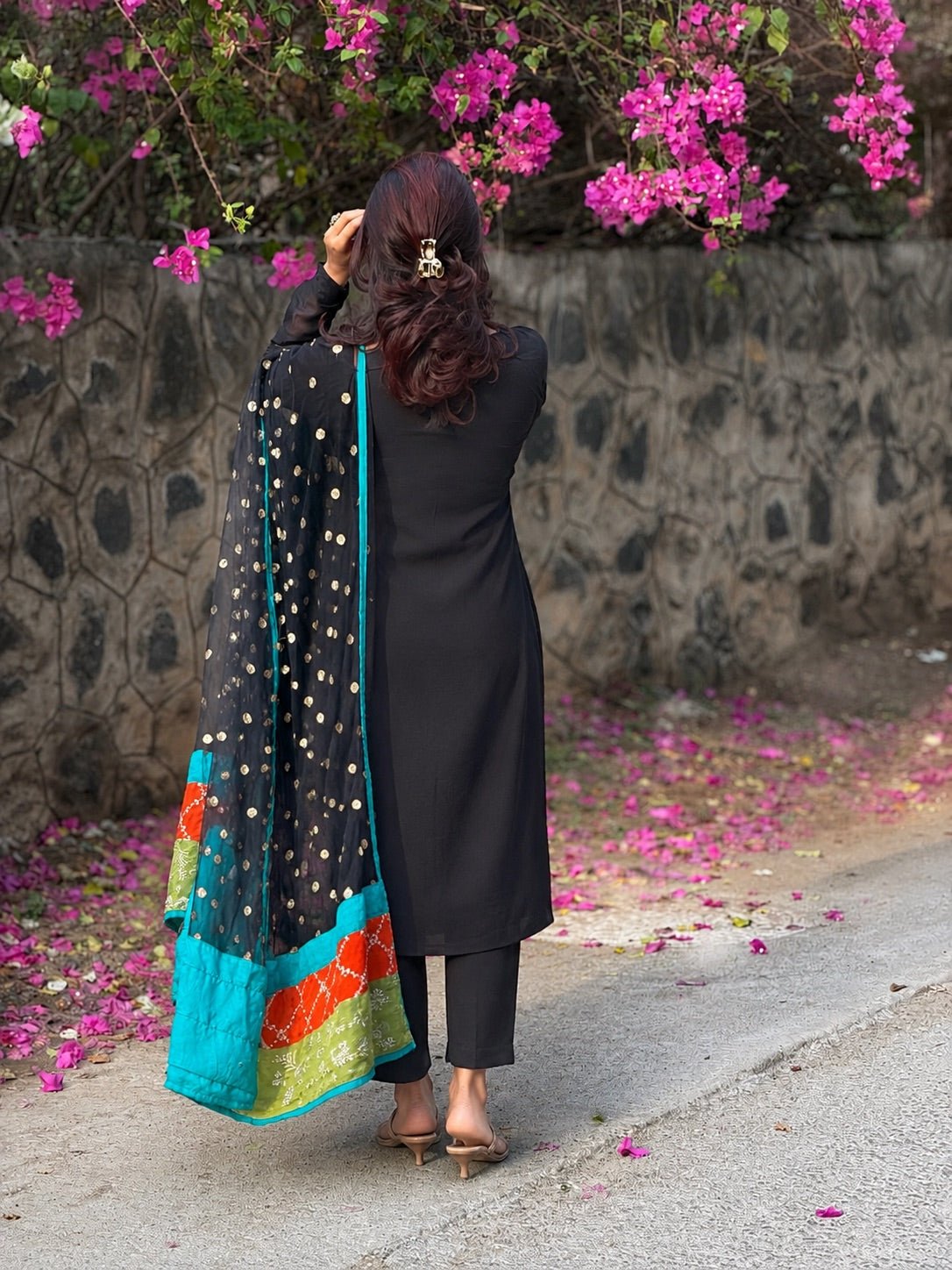 Taara Royal Black Kurta and Dupatta - THISA